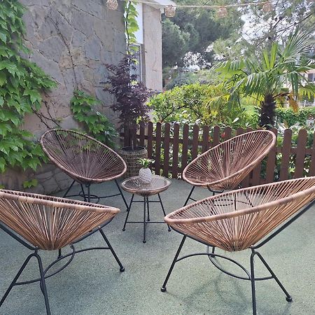 Casa Acogedora Familiar Con Piscina Pallejá エクステリア 写真