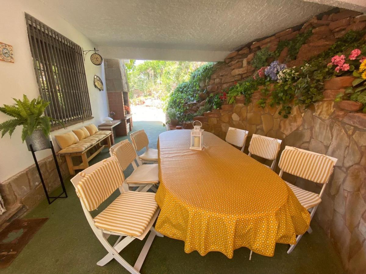 Casa Acogedora Familiar Con Piscina Pallejá エクステリア 写真