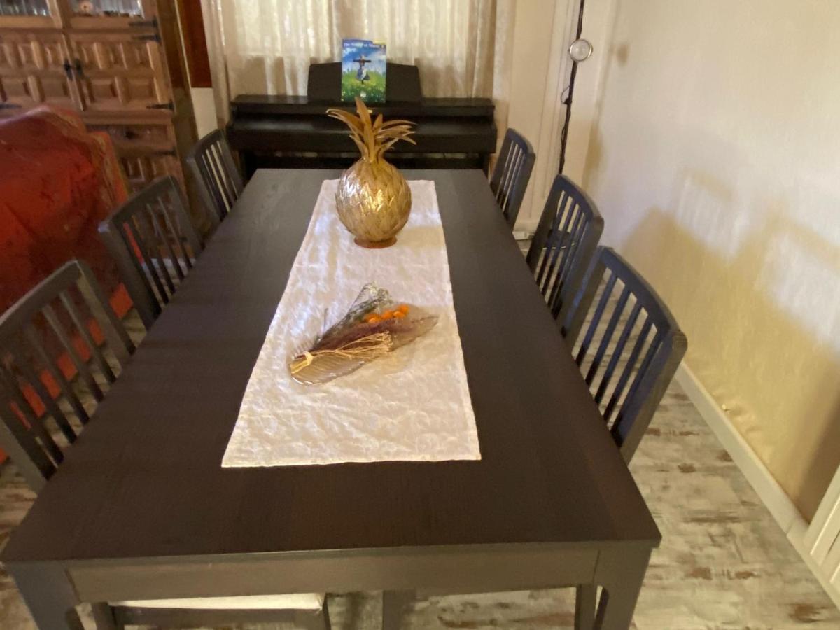Casa Acogedora Familiar Con Piscina Pallejá エクステリア 写真